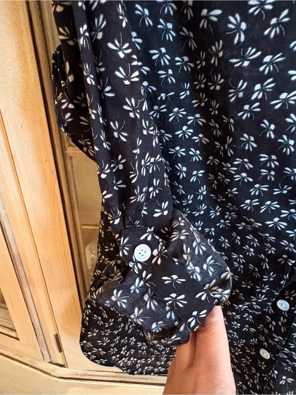 Coldwater Creek 100% Cotton Button Down Shirt in Black with White Flowers - Picture 7 of 10